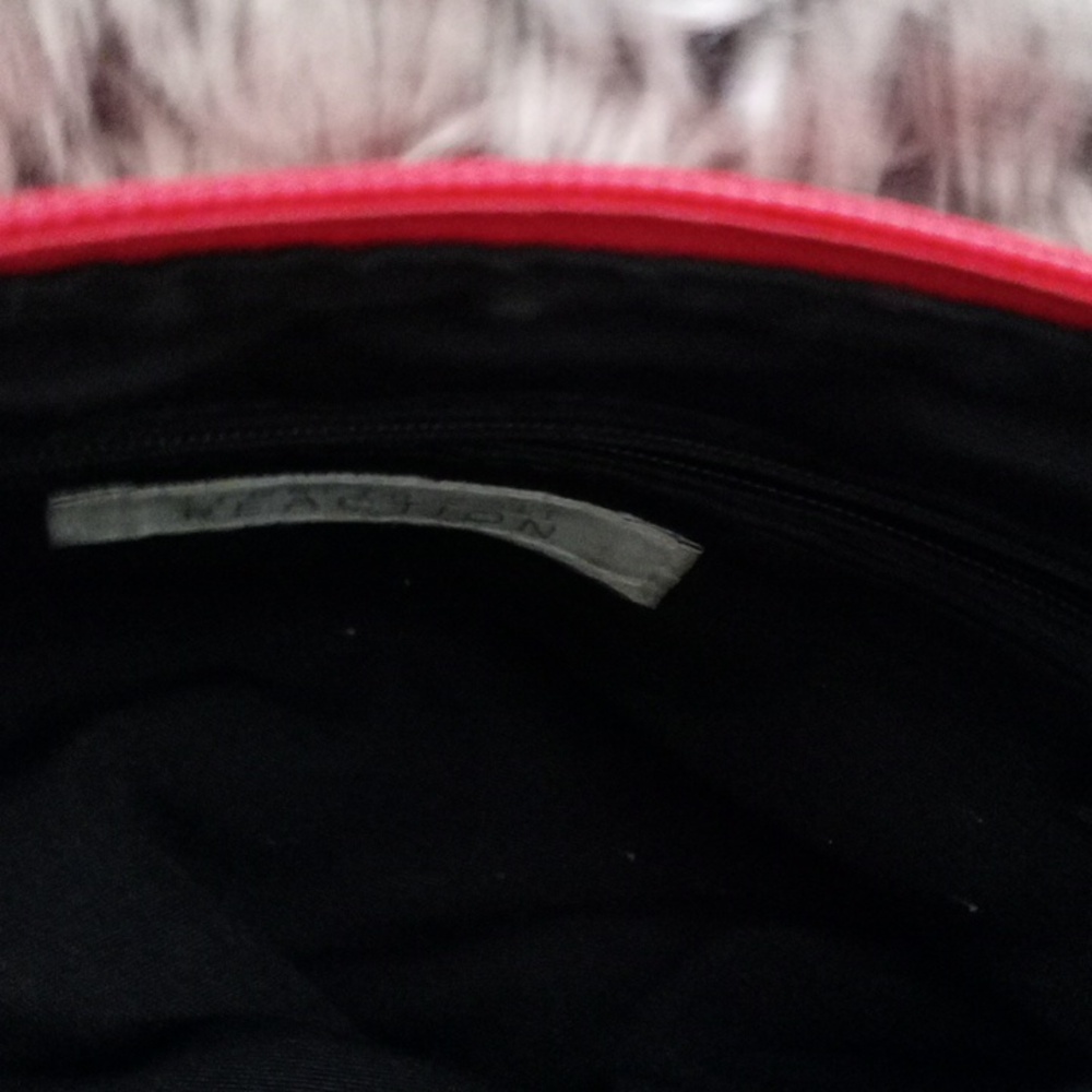Kenneth Cole reacton - Picture 2 of 2